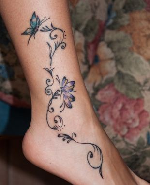 tattoo bein frau