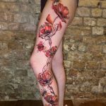 tattoo bein frau