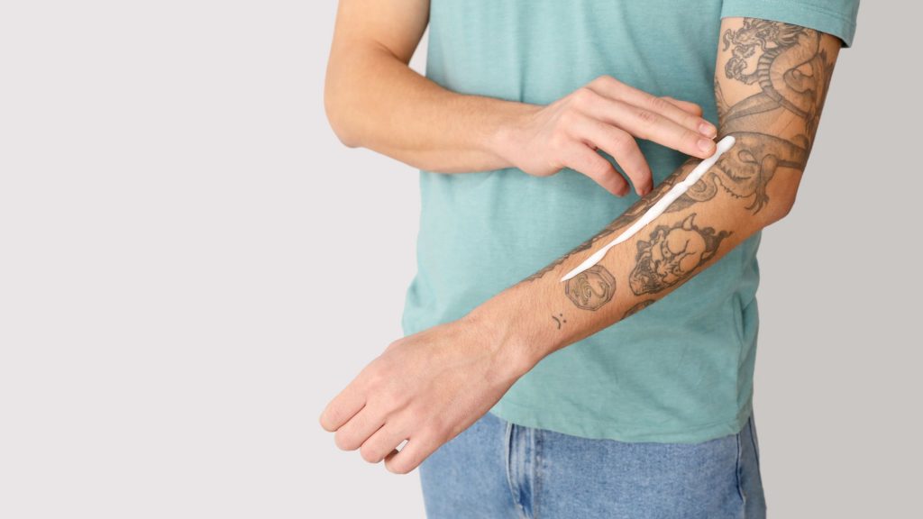 Tattoo richtig eincremen